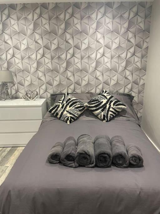 ברודסטיירס Rivendell Modern 2 Bedroom Apartment In St Peters Village Sleeps 6 מראה חיצוני תמונה